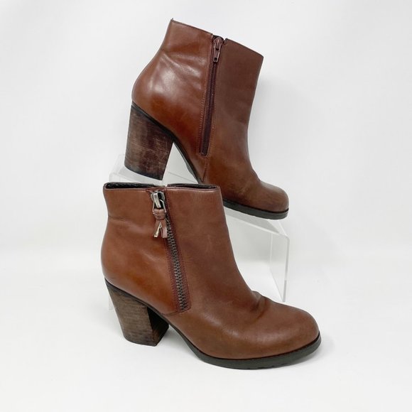 Marc Fisher Womens Brown Leather Side Zip Heel Bootie  Size 7.5 READ Description - Picture 1 of 9